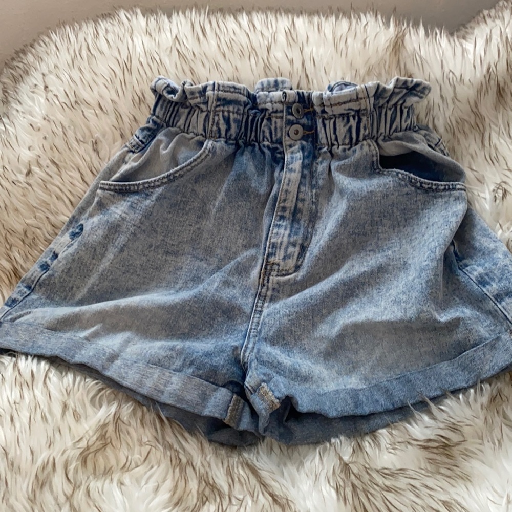 High waisted denim paper bag shorts